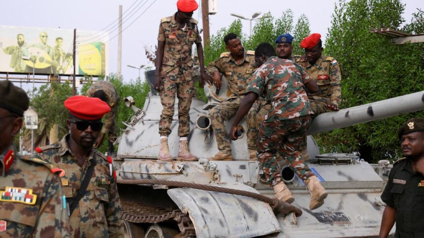 الجيش السوداني يعلن تدمير 141 عربة قتالية للدعم السريع خلال أسبوعين