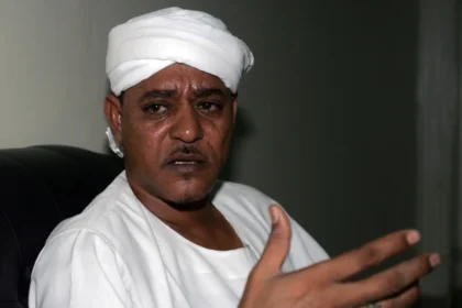 قوة عسكرية بقيادة الجنرال يس آدم مطر تنضم لمجلس الصحوة الثوري