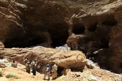 وزارة البترول تحسم الجدل.. لم تصدر أي تصريحات حول مناجم ذهب سودانية