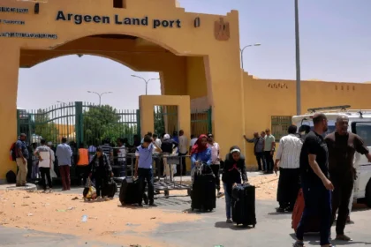 معبر أرقين يستقبل 111 من مرحلي جنوب السودان