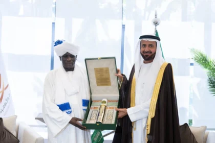السودان: إعفاء بشير هارون من منصب وزير الشؤون الدينية والأوقاف