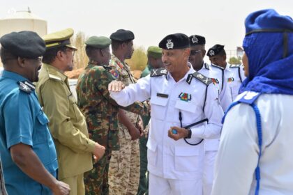 مرور السودان يرحل مصححي امتحانات الشهادة السودانية إلى 8 ولايات